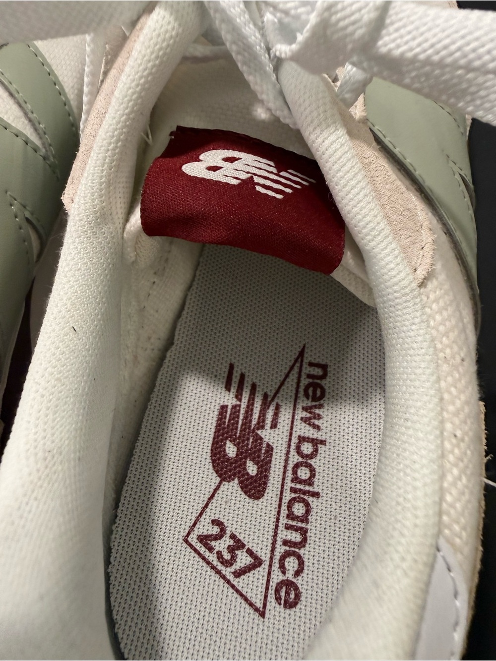 New Balance Woman’s 237 Sneakers Sage Green White & Maroon Sz 9.5 NEW Box - Picture 12 of 12